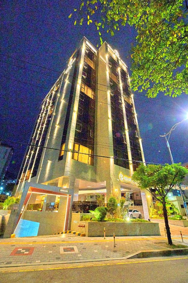 grand bern hotel