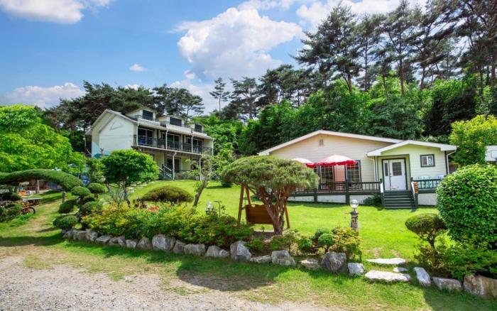 taean secret garden pension