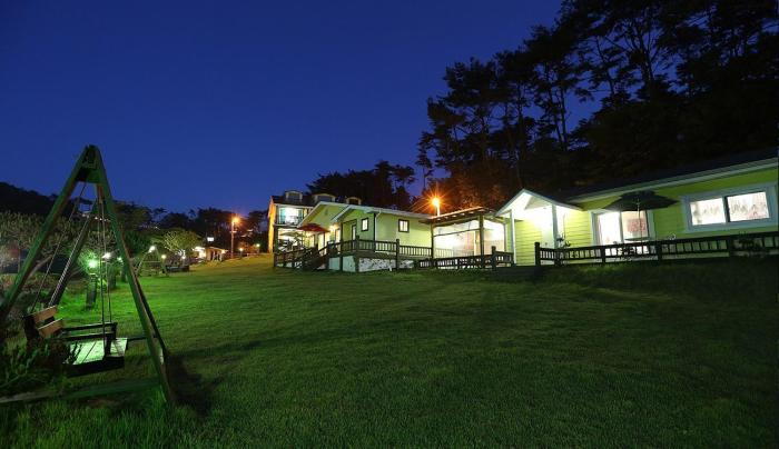 taean secret garden pension