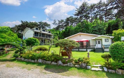 taean secret garden pension