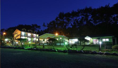 taean secret garden pension