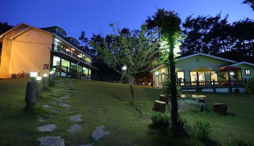 taean secret garden pension