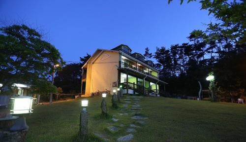 taean secret garden pension