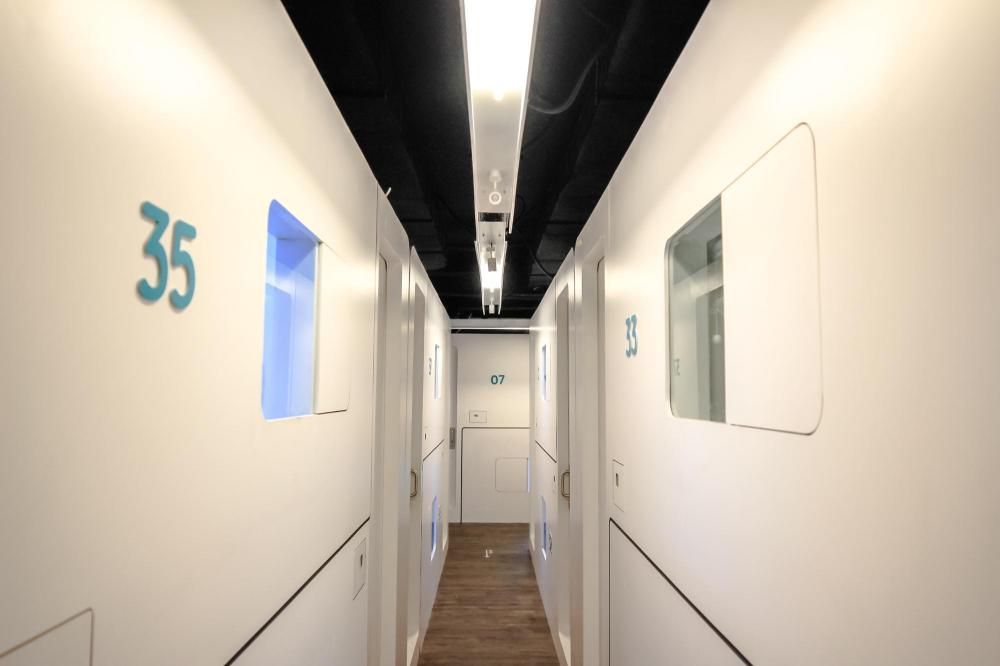 bobobox pods mega mall bekasi