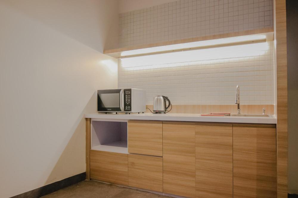 bobobox pods mega mall bekasi