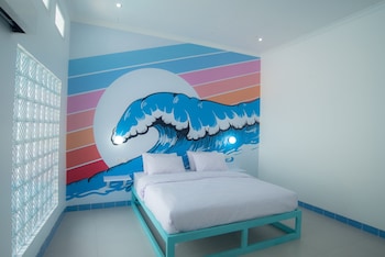 mad monkey kuta lombok