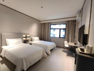 hanting hotel shijiazhuang luancheng hebei communication university