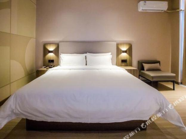 hanting hotel shijiazhuang luancheng hebei communication university