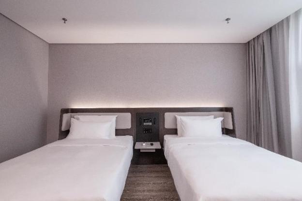hanting hotel beijing dongzhimen