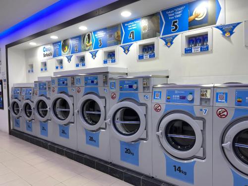 loft pals urbanstay lodge kapit