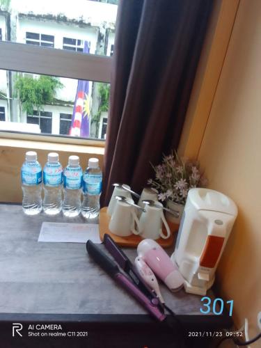 loft pals urbanstay lodge kapit