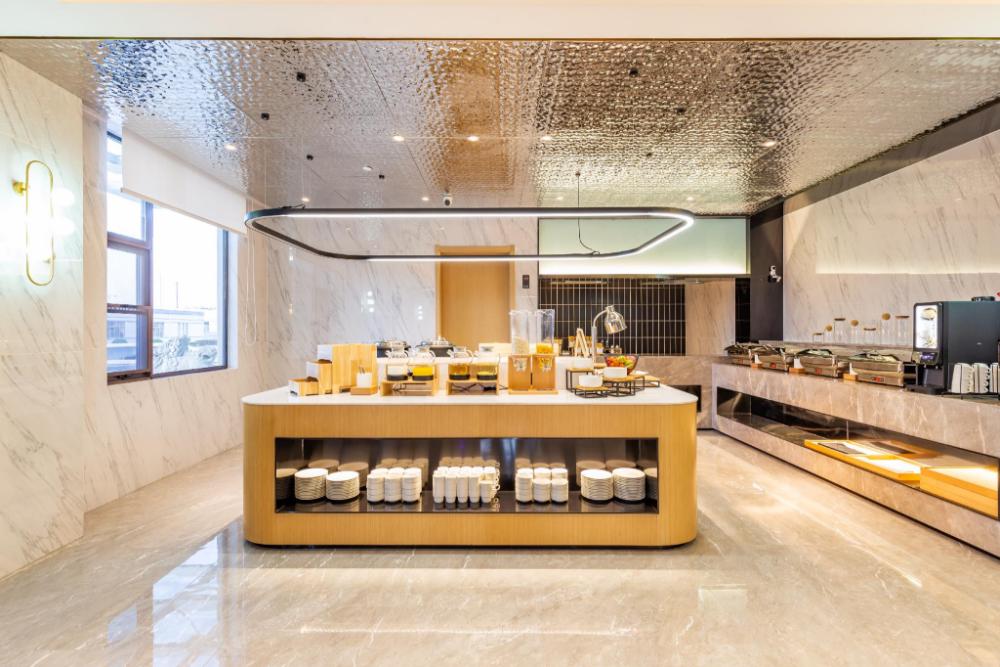 hanting hotel luoyang luoning county