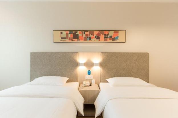 hanting hotel guangyuan cangxi binjiang road