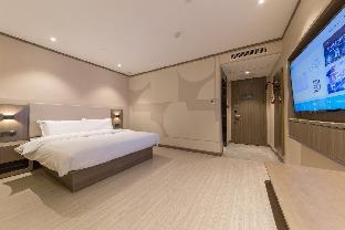 hanting hotel wuhan huashan software new town