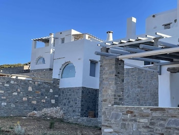 paros