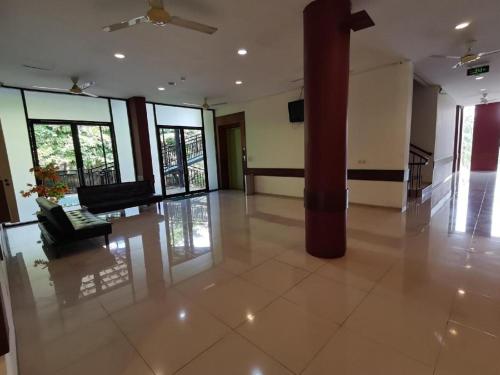 aries hotel lampung