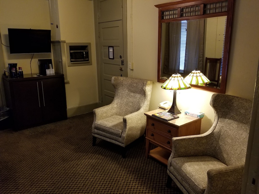 basin park hotel and spa