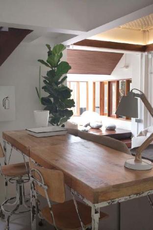 realrare phetchaburi the outing villas