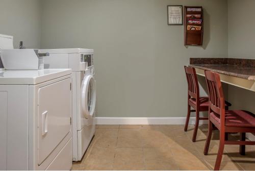 holiday inn express harrisburg sw mechanicsburg by ihg