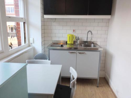 bright central london apartments by dc london rooms