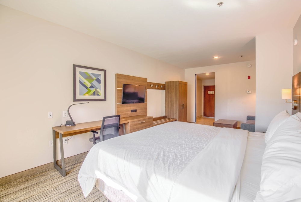 holiday inn express and suites gulf shores by ihg
