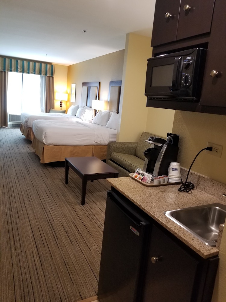 holiday inn express and suites gulf shores by ihg