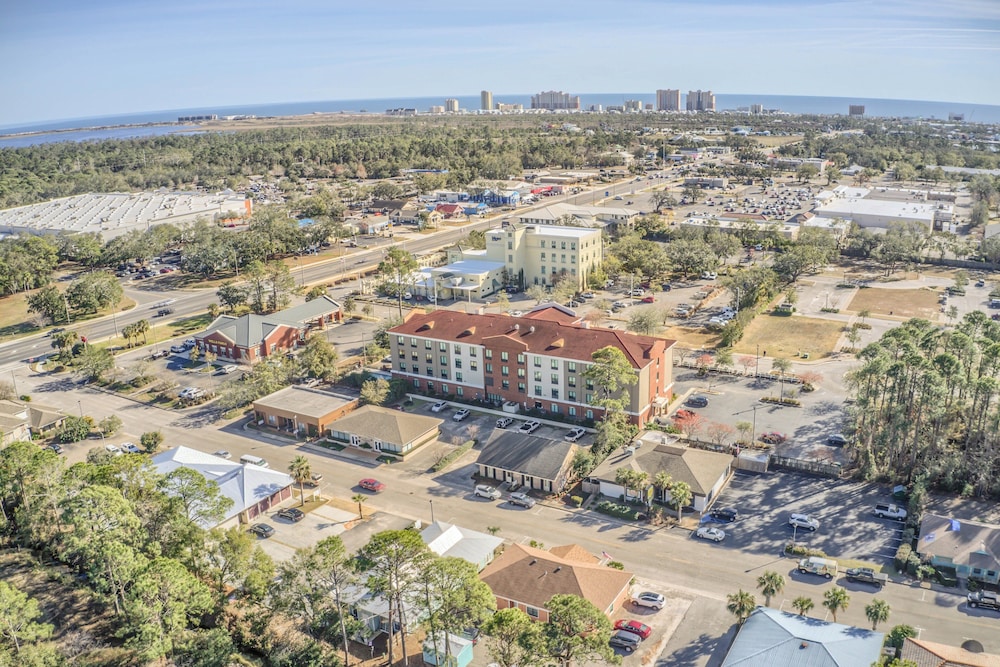 holiday inn express and suites gulf shores by ihg