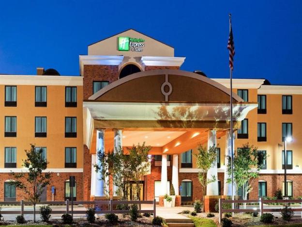 holiday inn express and suites gulf shores by ihg