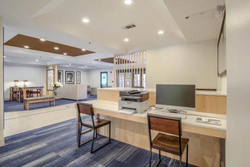 holiday inn express and suites gulf shores by ihg