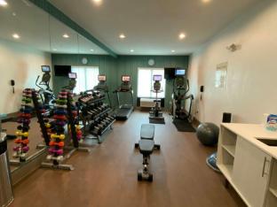 holiday inn express and suites gulf shores by ihg