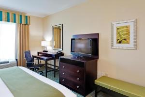 holiday inn express and suites gulf shores by ihg