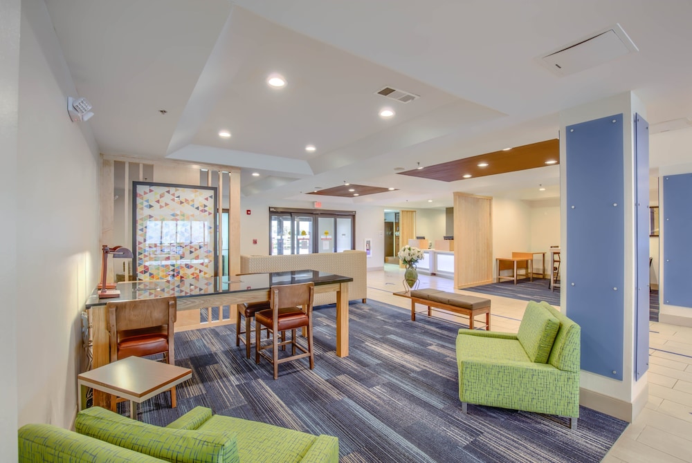 holiday inn express and suites gulf shores by ihg
