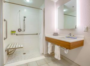 holiday inn express and suites gulf shores by ihg