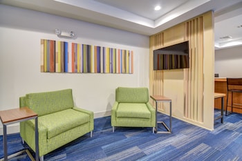 Holiday Inn Express & Suites Foley By Ihg,Gulf Shores>>Foley,3 star