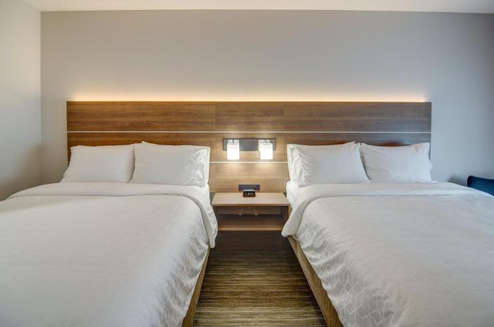 holiday inn express and suites foley by ihg