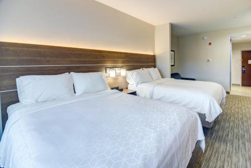 holiday inn express and suites foley by ihg