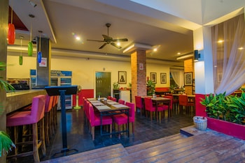mekong angkor palace inn
