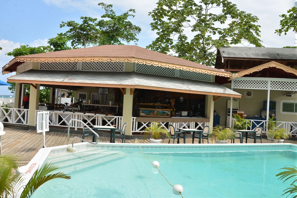 merrils beach resort ii