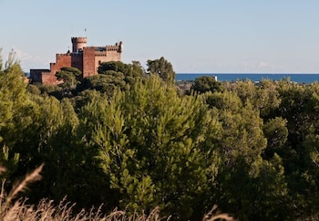 apartamentos playa de castelldefels