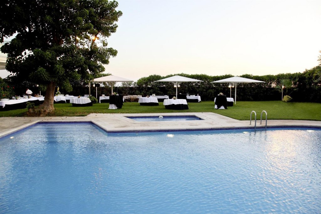 apartamentos playa de castelldefels