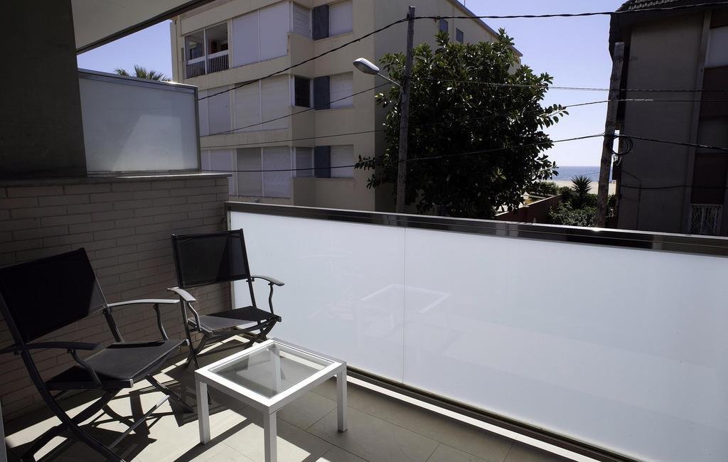 apartamentos playa de castelldefels