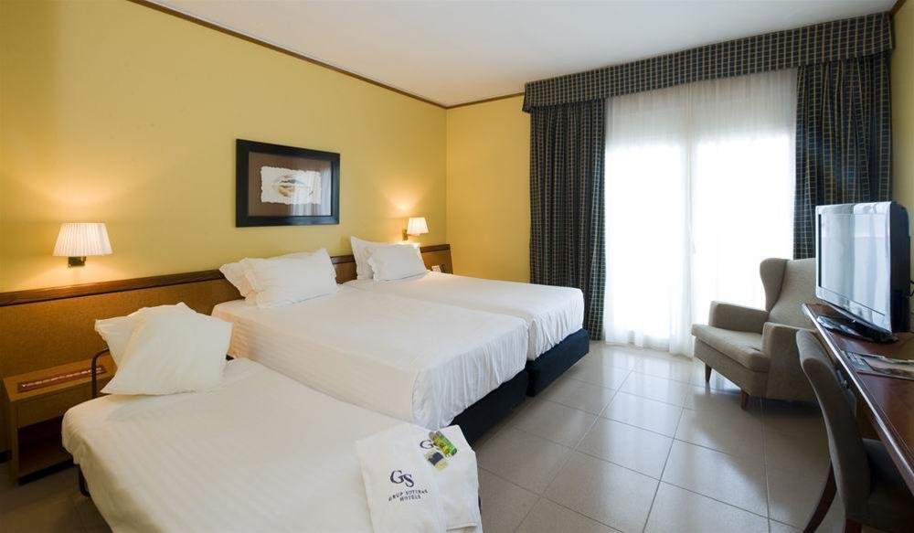 apartamentos playa de castelldefels