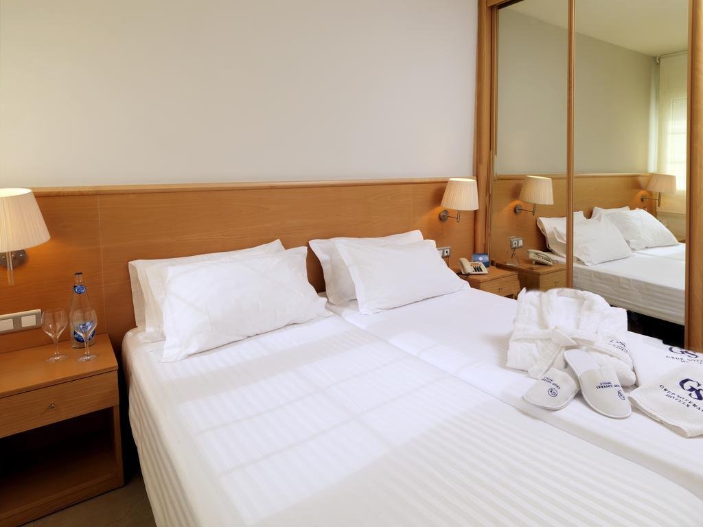 apartamentos playa de castelldefels