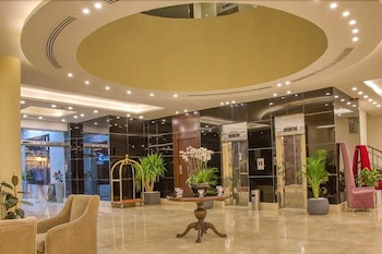 sandy palace hotel