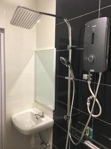 h hotel