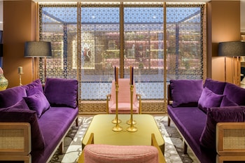 querencia de sevilla autograph collection