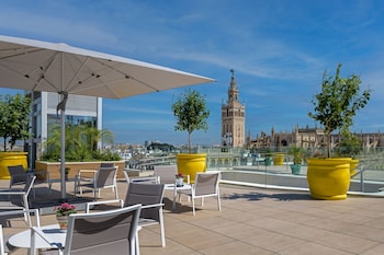 querencia de sevilla autograph collection