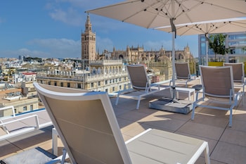 querencia de sevilla autograph collection