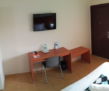 express inn coronado hotel and camping