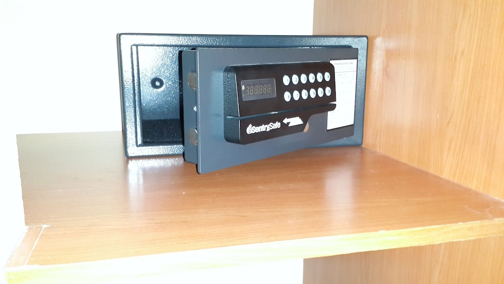 express inn coronado hotel and camping